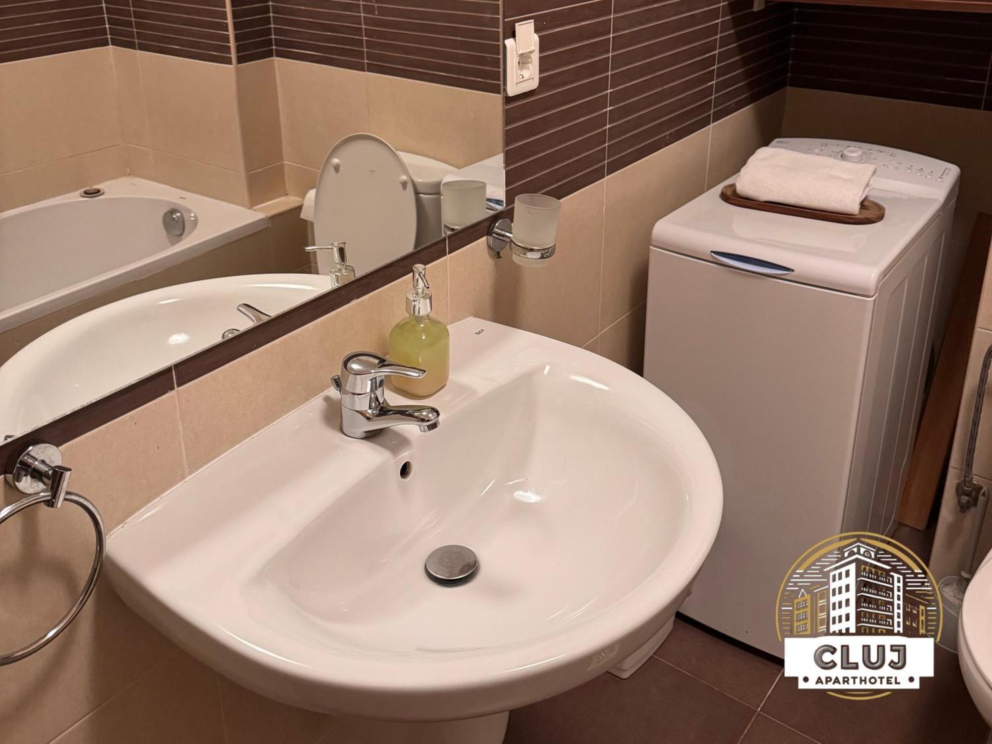 Cluj Aparthotel - Viva City - Экстерьер фото