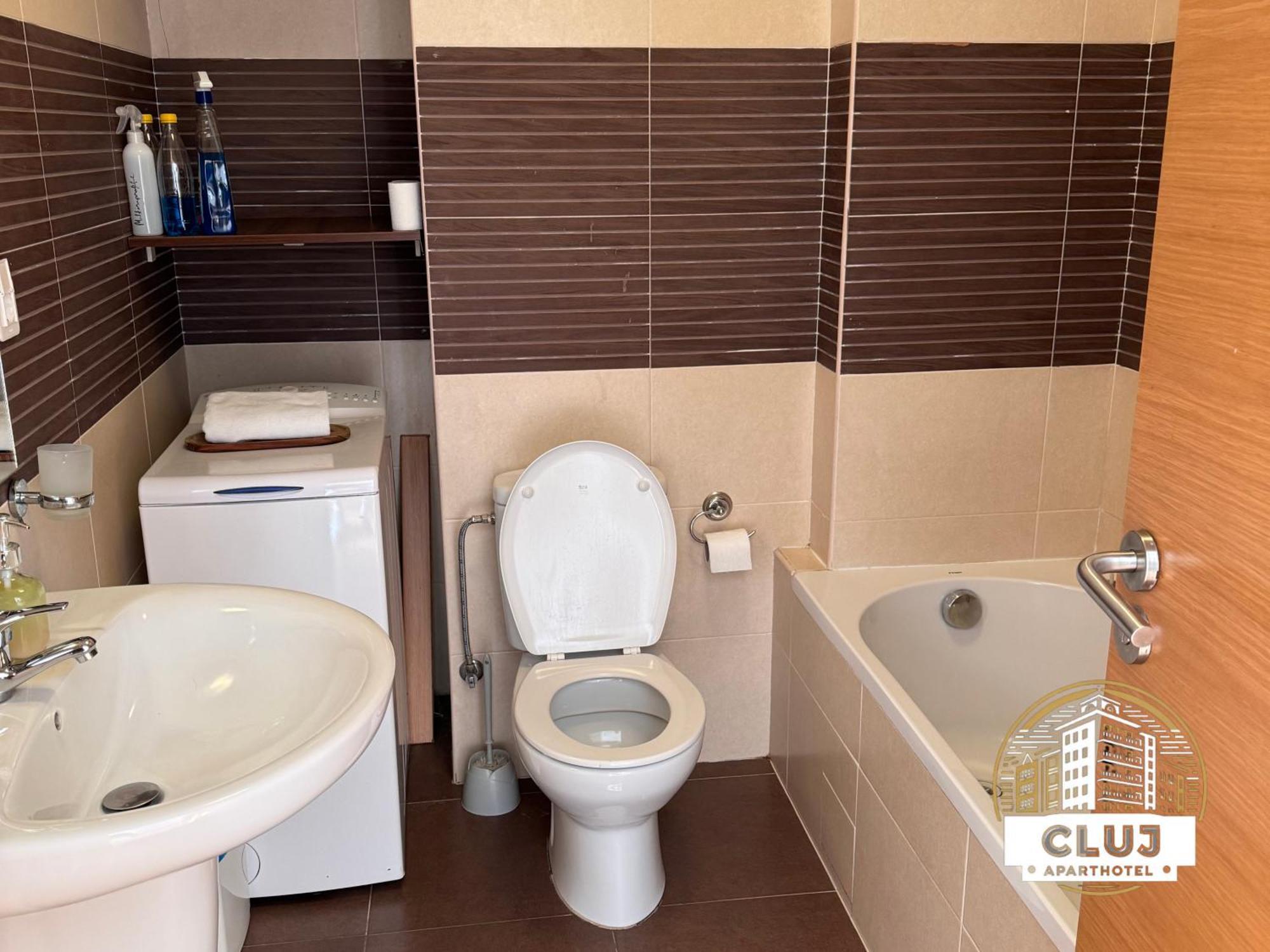 Cluj Aparthotel - Viva City - Экстерьер фото